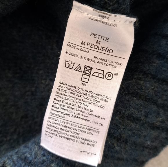 Banana Republic Wool Cotton Blend Teal V-Neck Petite Sweater - Picture 11 of 12